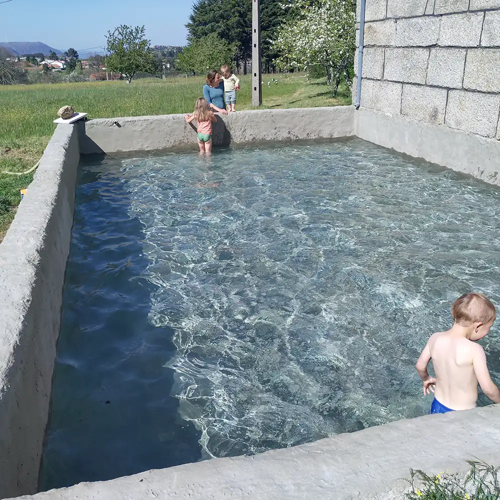 Plunge-pool