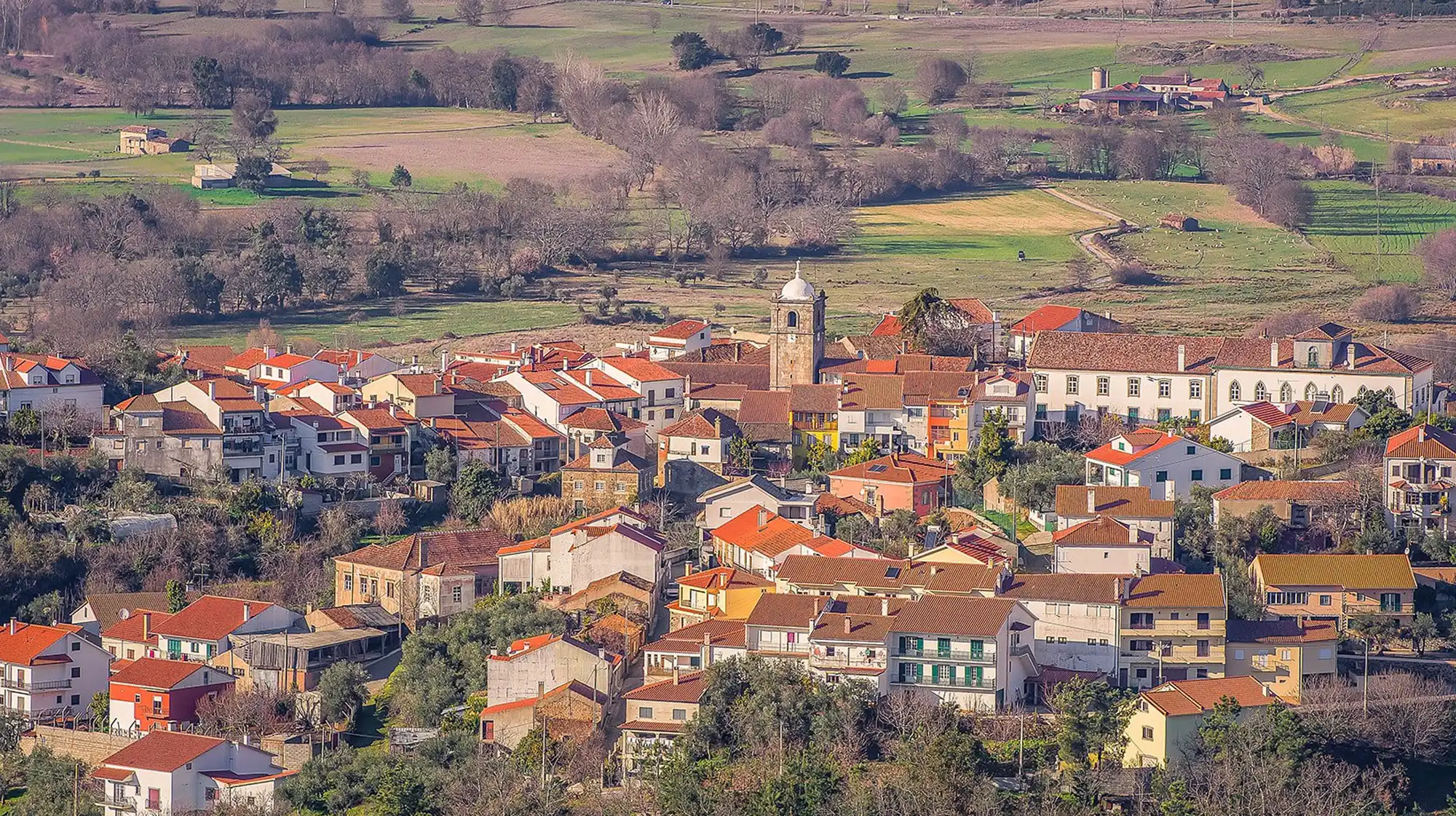 Alcaide historical village in Fundão region with traditional festivals