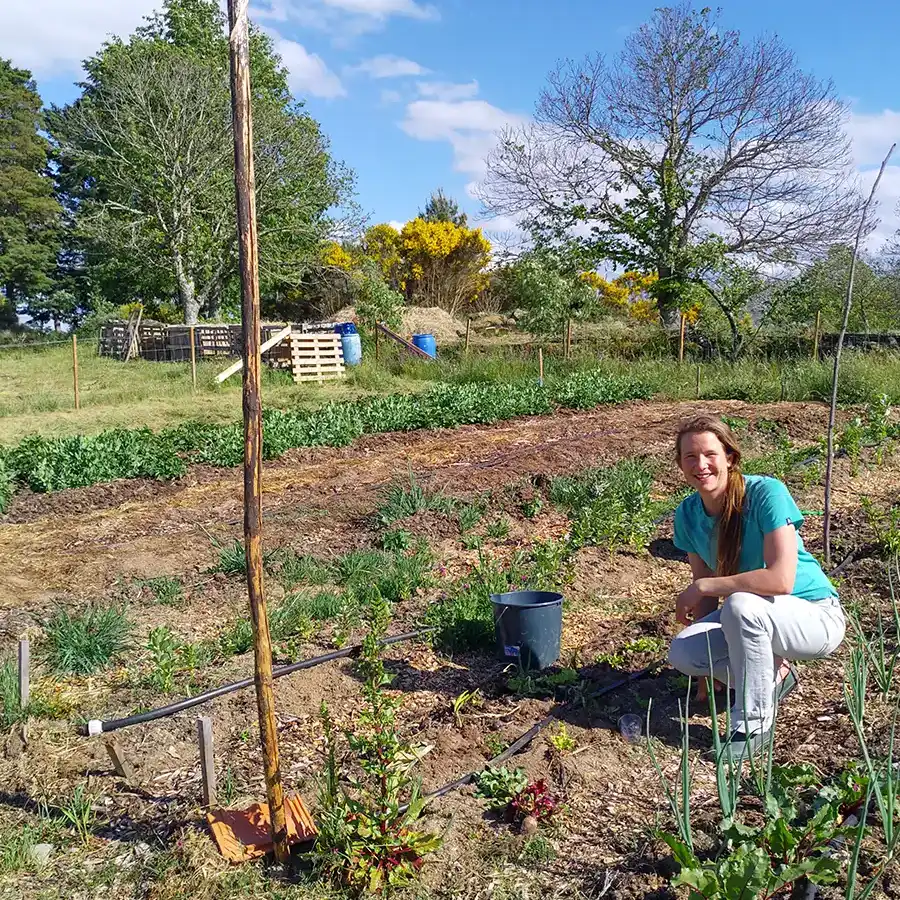 Een fijn moment in de moestuin om te ontspannen.